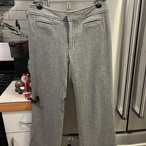 Banana Republic Harrison Size‎ 4 Grey.  They are wool blend nylon and cashmere